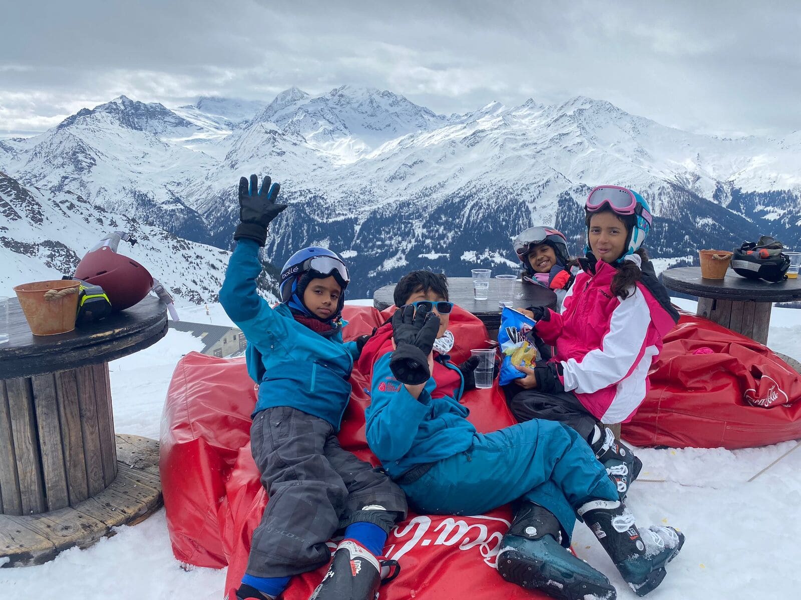 Why choose a ski camp in Switzerland for your child’s winter holiday