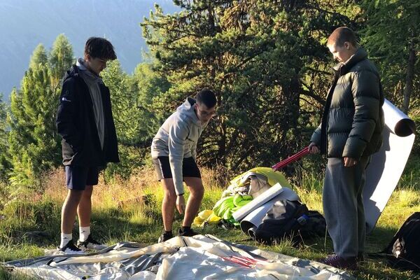 duke_of_edinburgh_bronze_tent_set up